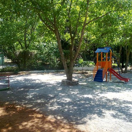 Το Χάνι του Ζεμενού Ξενοδοχείο Αράχωβα Εξωτερικό φωτογραφία