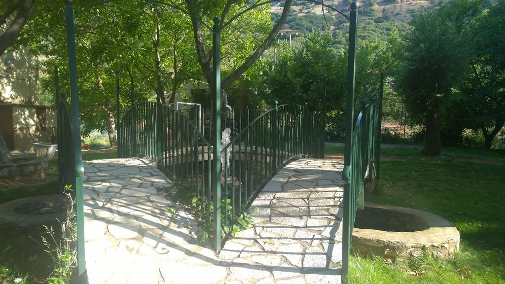 Το Χάνι του Ζεμενού Ξενοδοχείο Αράχωβα Εξωτερικό φωτογραφία
