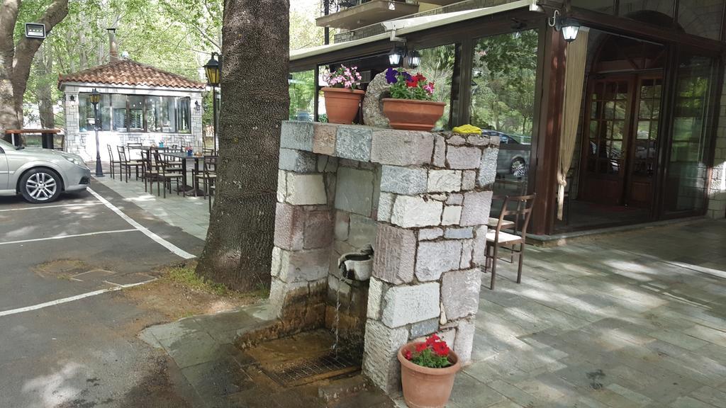 Το Χάνι του Ζεμενού Ξενοδοχείο Αράχωβα Εξωτερικό φωτογραφία