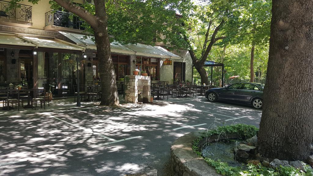 Το Χάνι του Ζεμενού Ξενοδοχείο Αράχωβα Εξωτερικό φωτογραφία