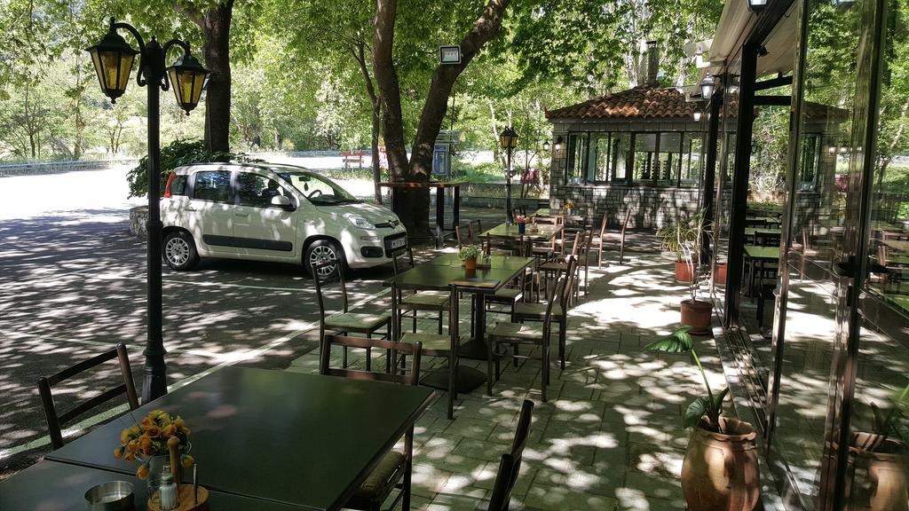 Το Χάνι του Ζεμενού Ξενοδοχείο Αράχωβα Εξωτερικό φωτογραφία